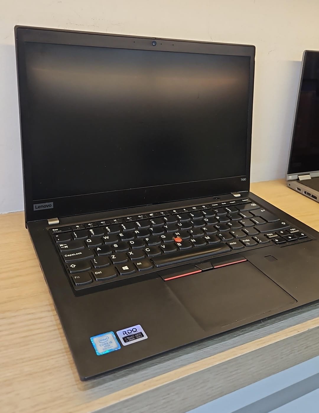 Notebook Lenovo T490 (I5 8ª - 08 GB RAM - SSD 256 GB)