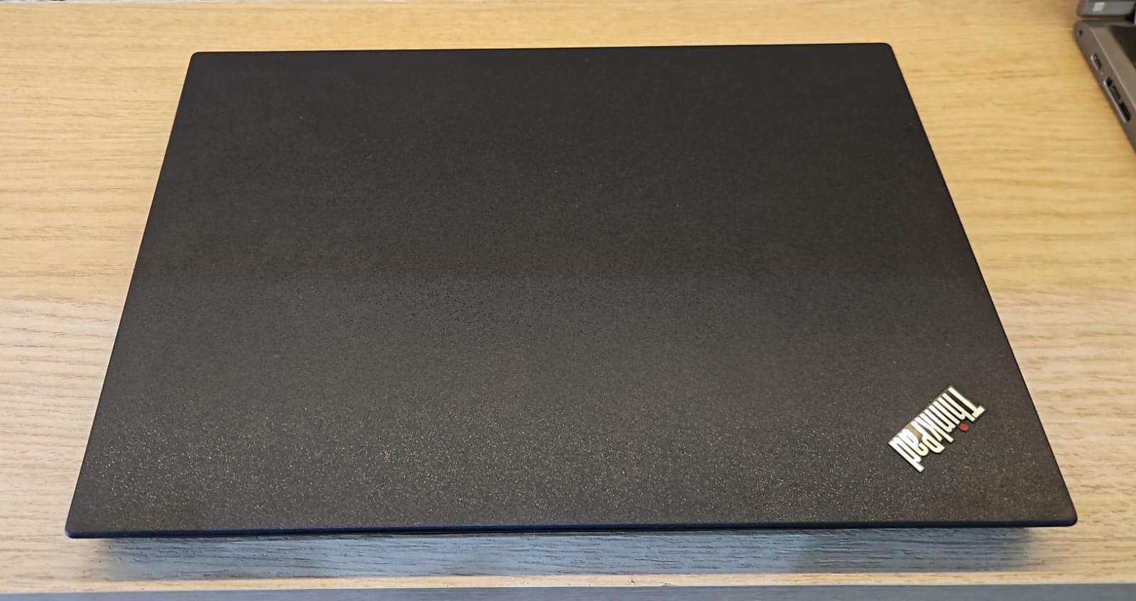Notebook Lenovo T490 (I5 8ª - 08 GB RAM - SSD 256 GB)