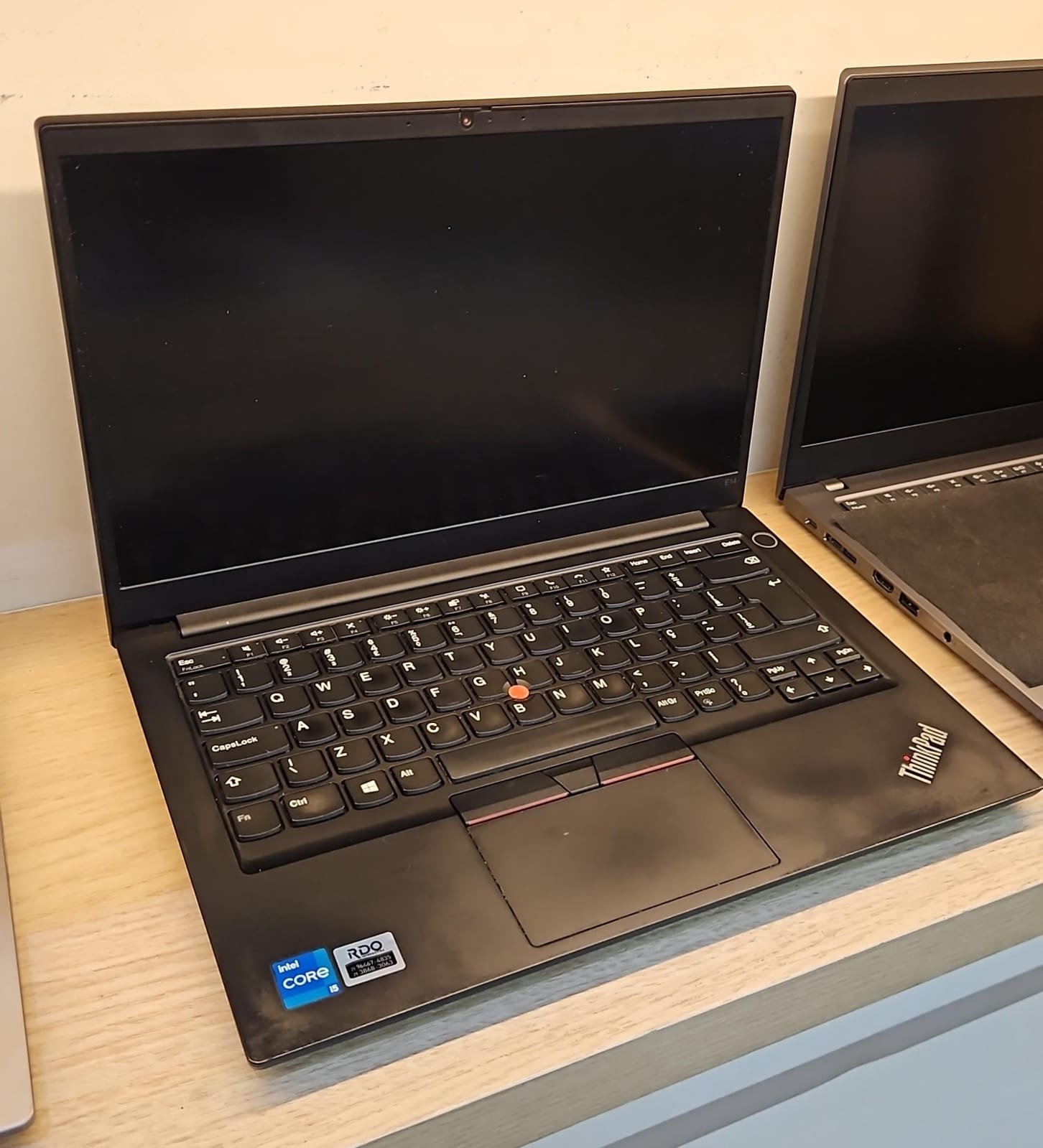 Notebook Lenovo ThinkPad E14 (I5 11ª - 08GB RAM - SSD 240GB)
