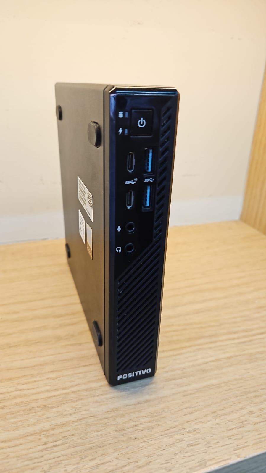 Mini PC Positivo C8200 i5 8ª Geração 8GB Ddr4 SSD 240GB