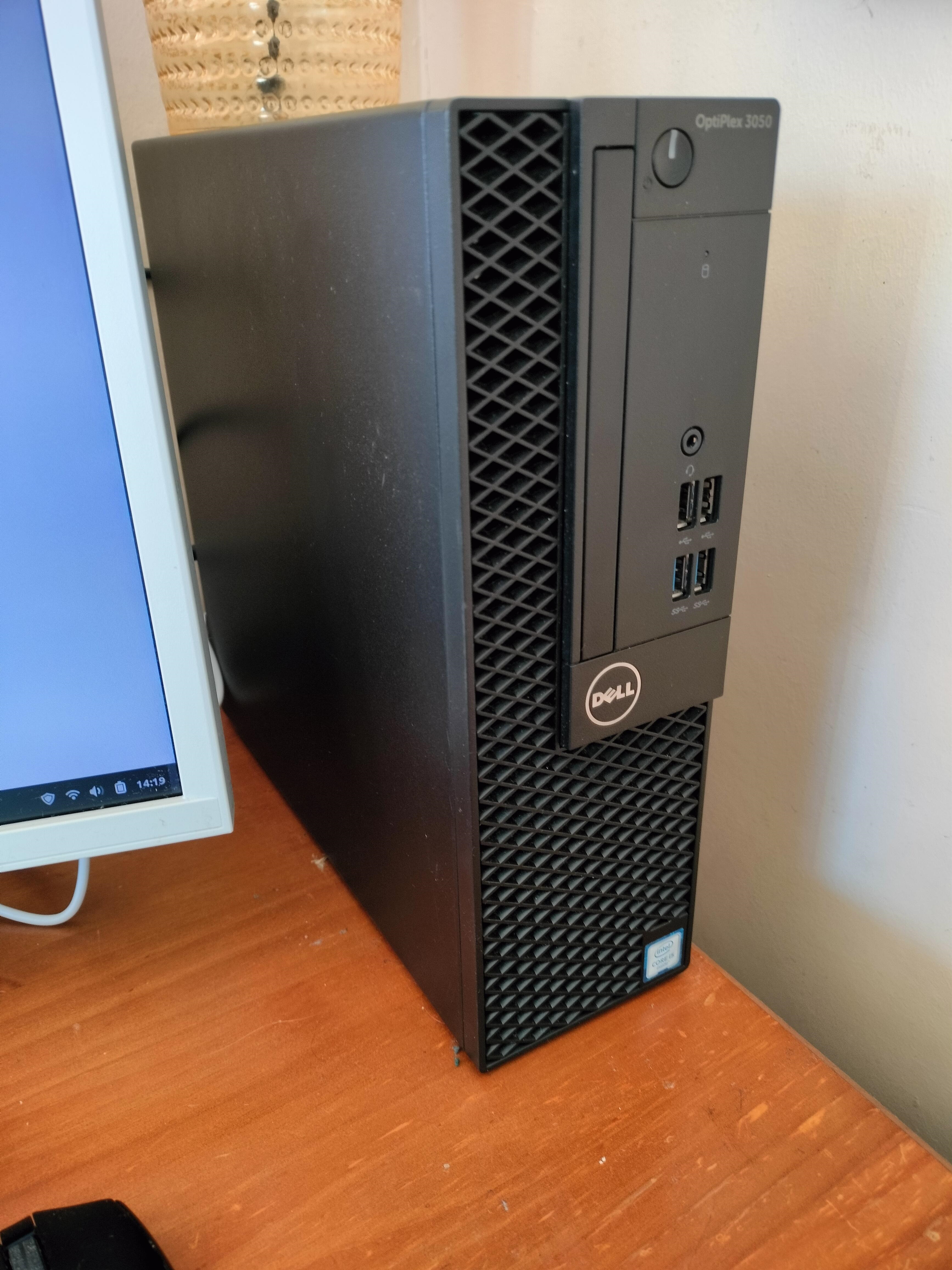 Computador Dell OptiPlex 3050 – Core i3 6ª Geração - 8GB - SSD 120GB