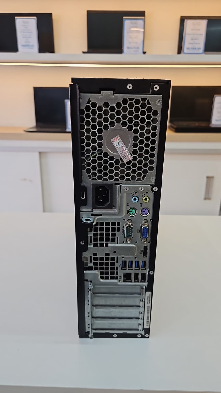Computador HP Elite 8300 SFF - I5 3ª  - 04GB RAM - SSD 120GB