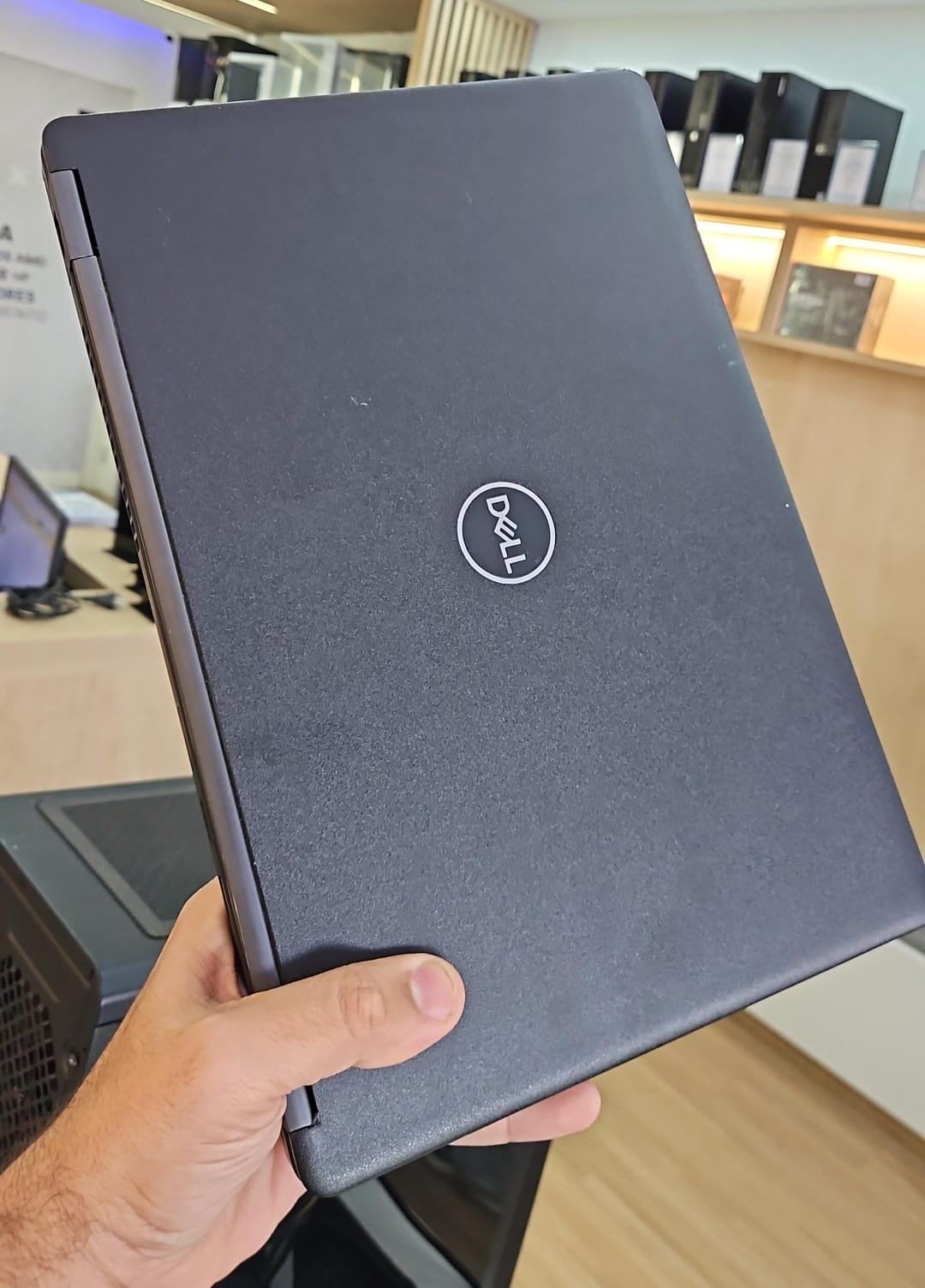 Notebook Dell Latitude 5490 (I5 8ª  - 08GB RAM - SSD 240GB)