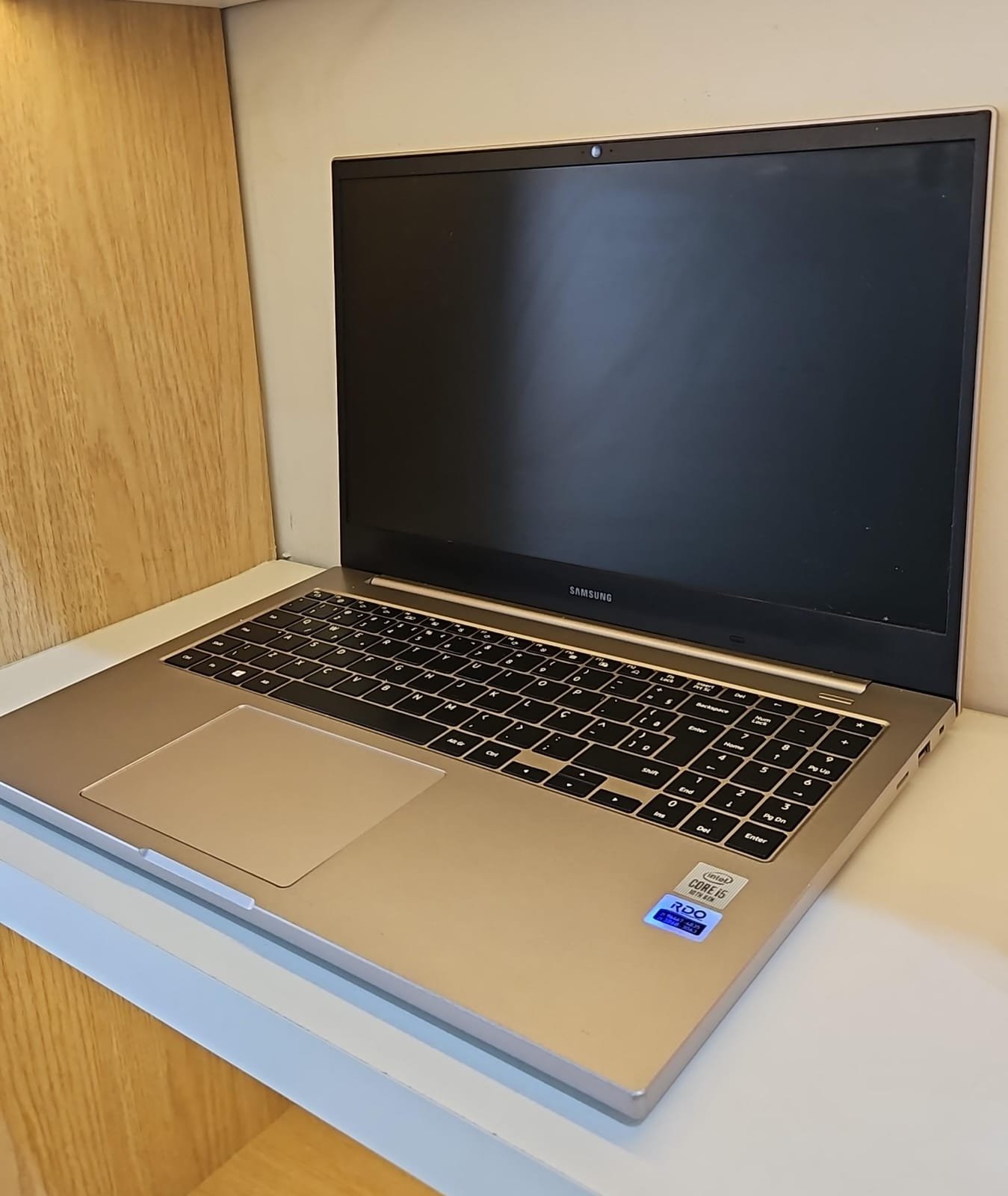 Notebook Samsung (I5 10ª - 08GB DDR4 - SSD 256GB)