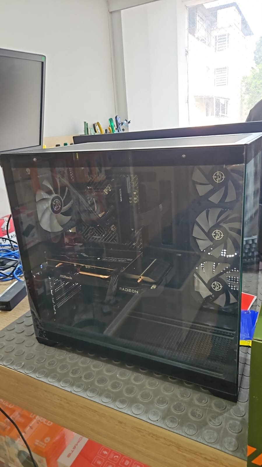 PC Gamer Preto RX 7600 08GB 16GB RAM DDR4 SSD 500GB